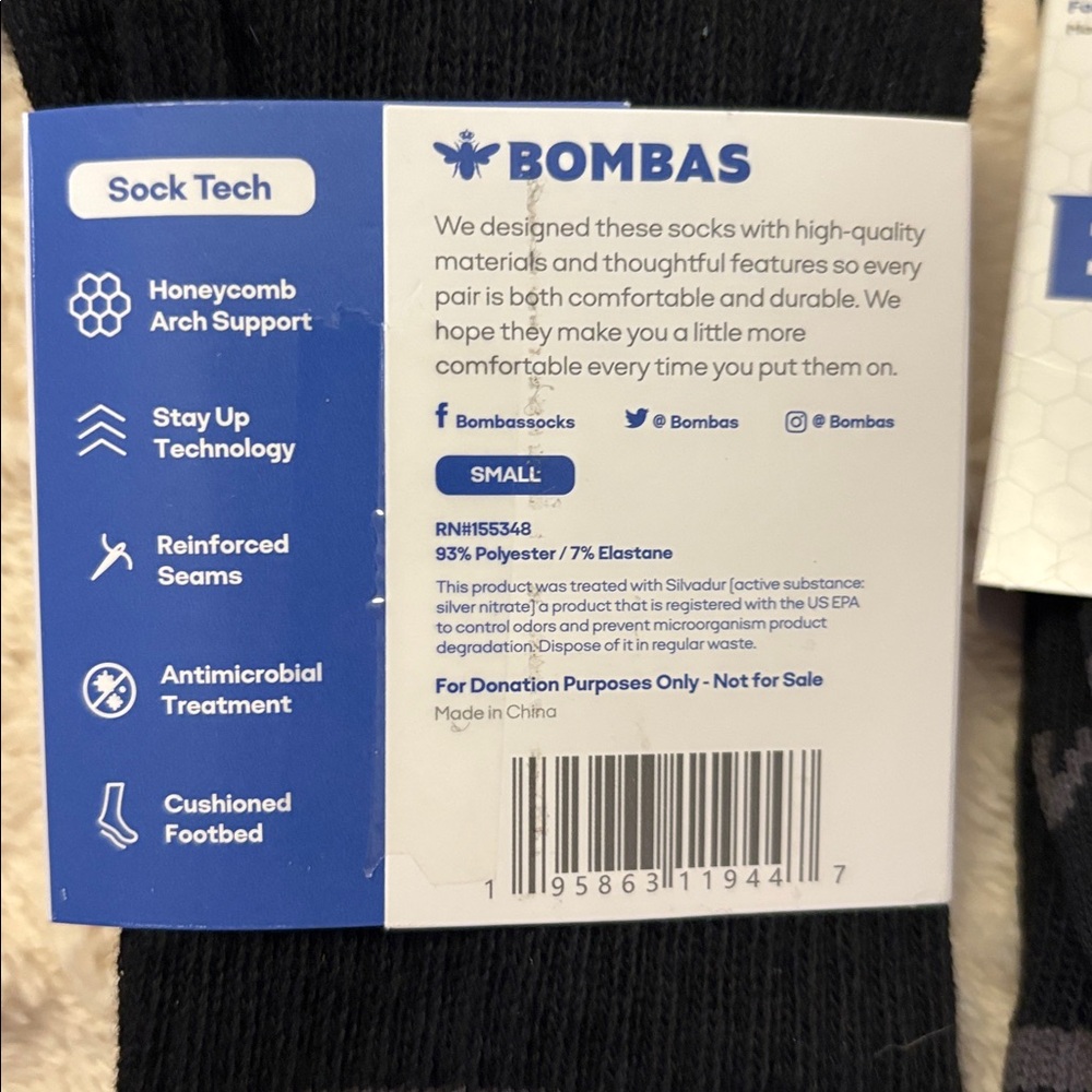 8 NWT Bombas woman’s  Black Socks size S - Picture 3 of 3